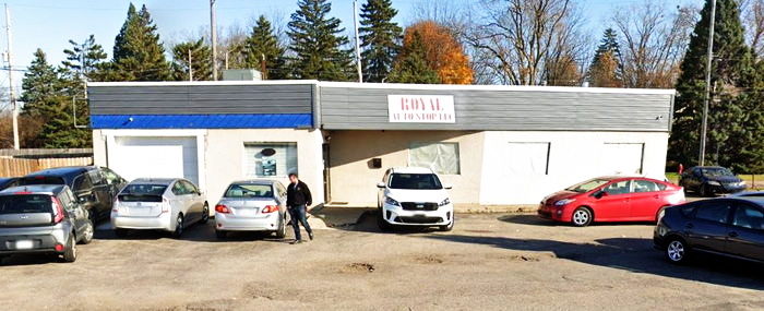 H Salt Fish & Chips (H. Salt Esq. Fish & Chips) - Lansing - 5751 S Cedar St